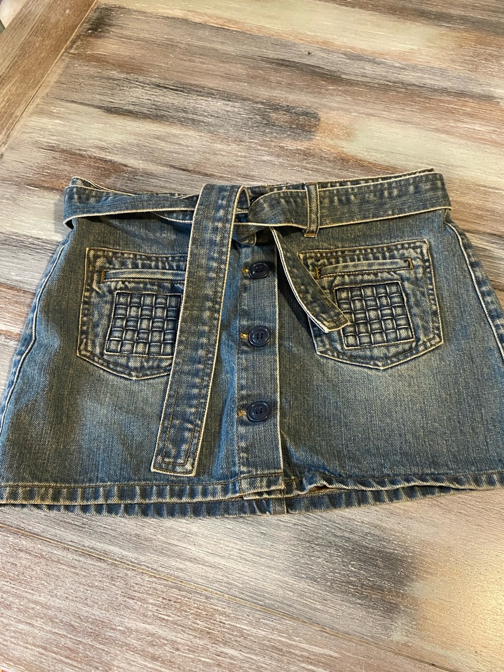 vintage Y2K American Eagle denim mini skirt lattice-stitched pockets size 2